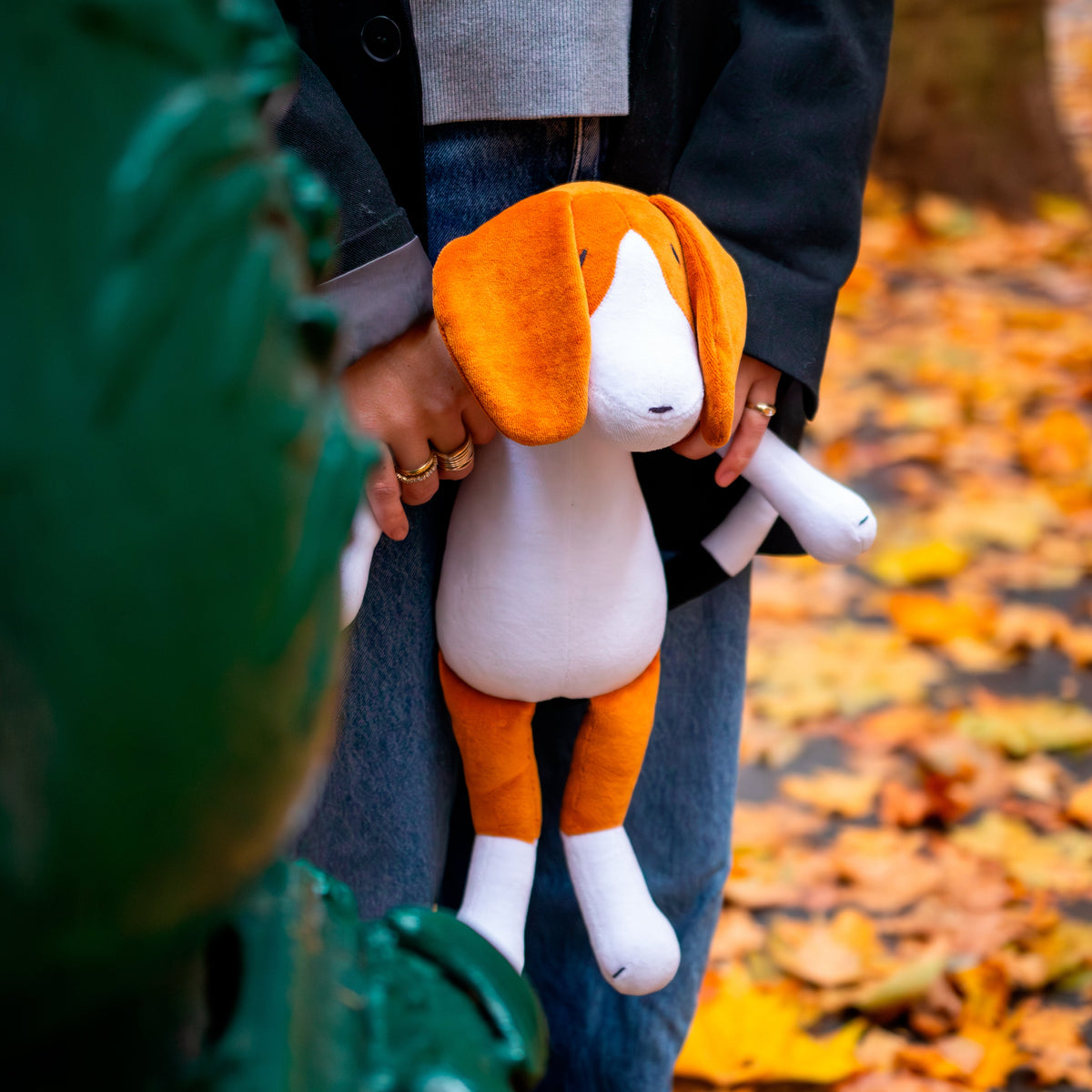 Barry the stuffed beagle plush toy, full body view