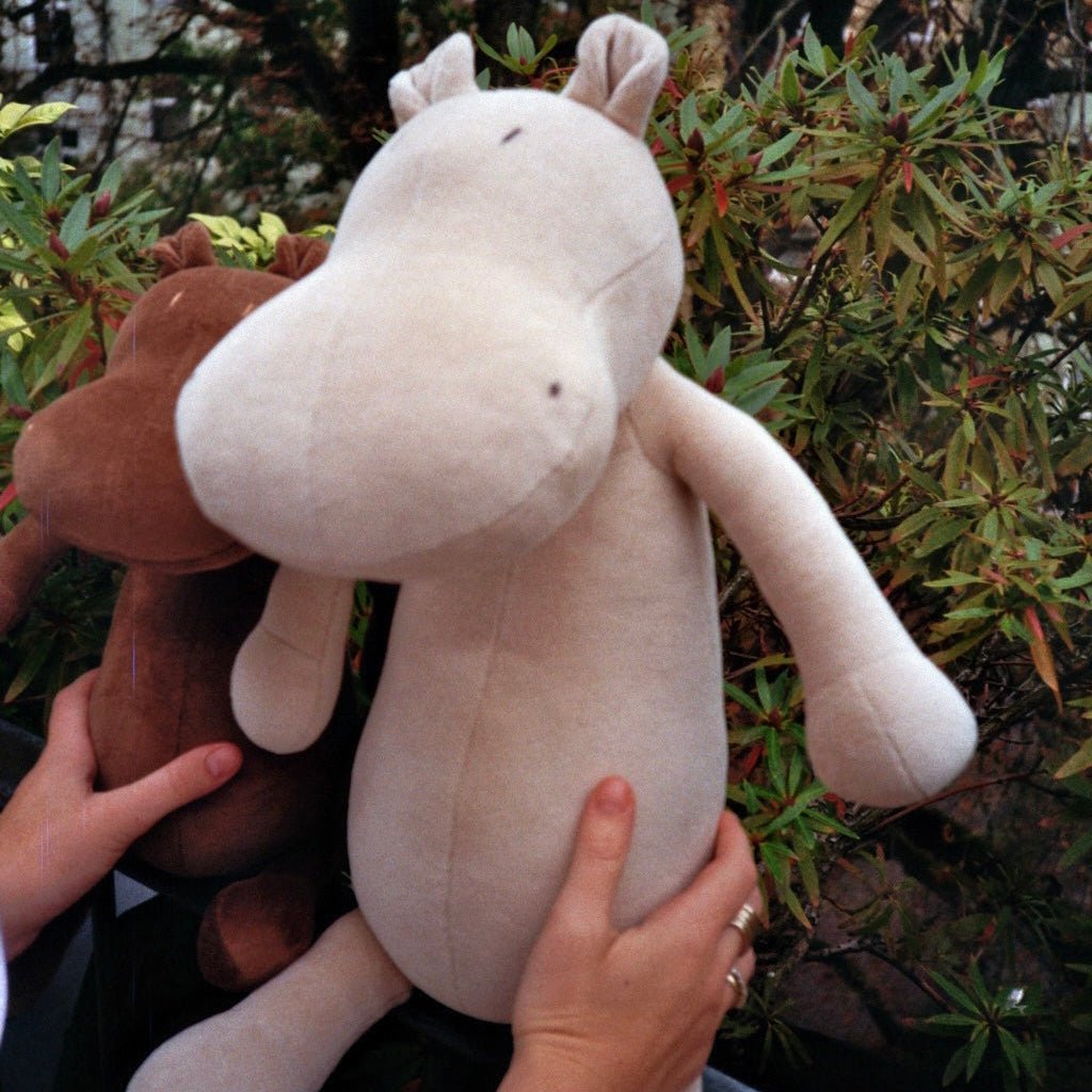 Stuffed hippo plush Momo, XL size, full body view